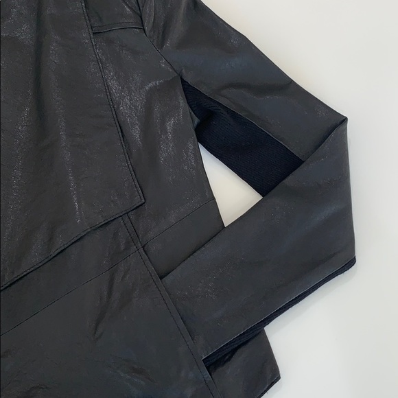 Y2K BCBG MaxAzria leather jacket - Picture 6 of 8